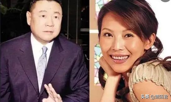 铜锣湾偶遇香港大佬刘銮雄,刘銮雄出门带几个保镖