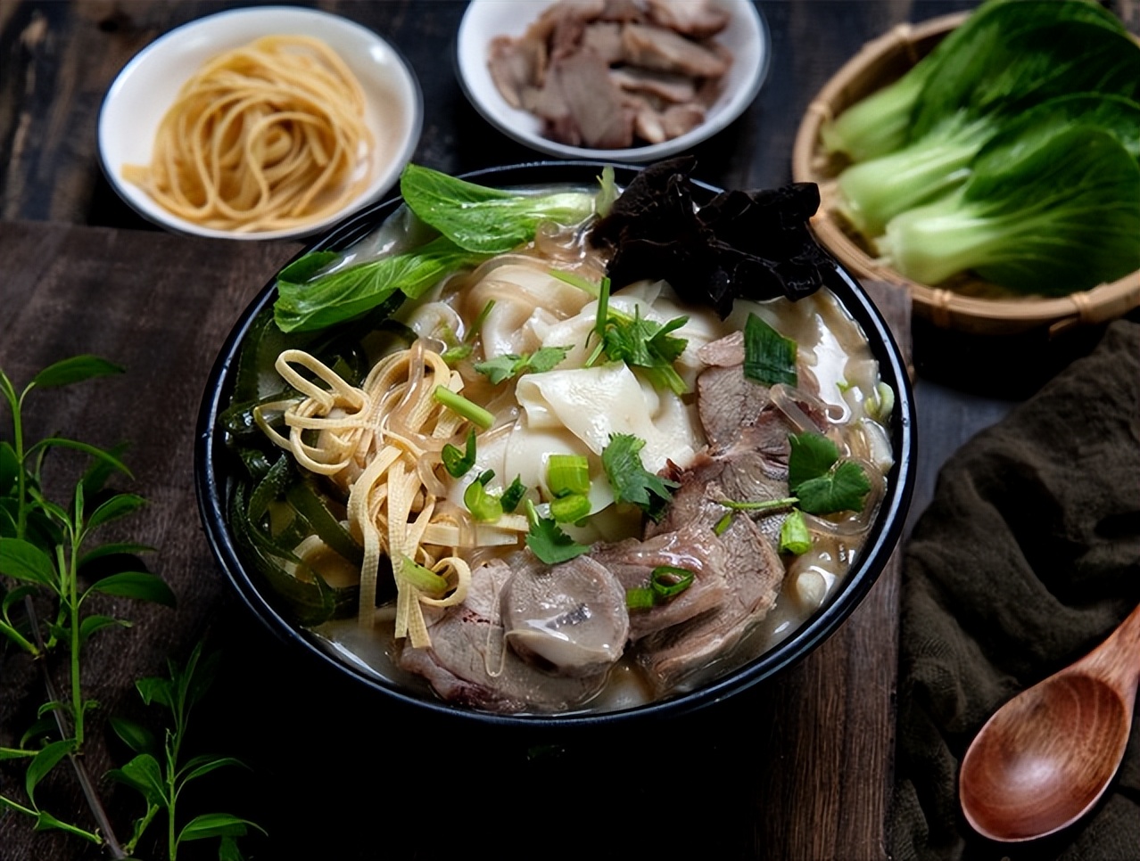 河南烩面为什么这么难吃,河南烩面为啥外地不火