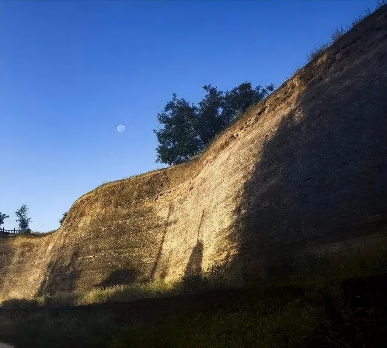 夯土古城墙施工方法,老城墙夯土墙