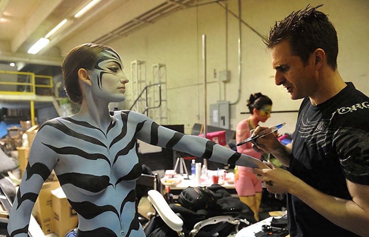 “最红裸模”*筱雨张**：22岁时拍写真火爆全网，如今将近40岁仍单身