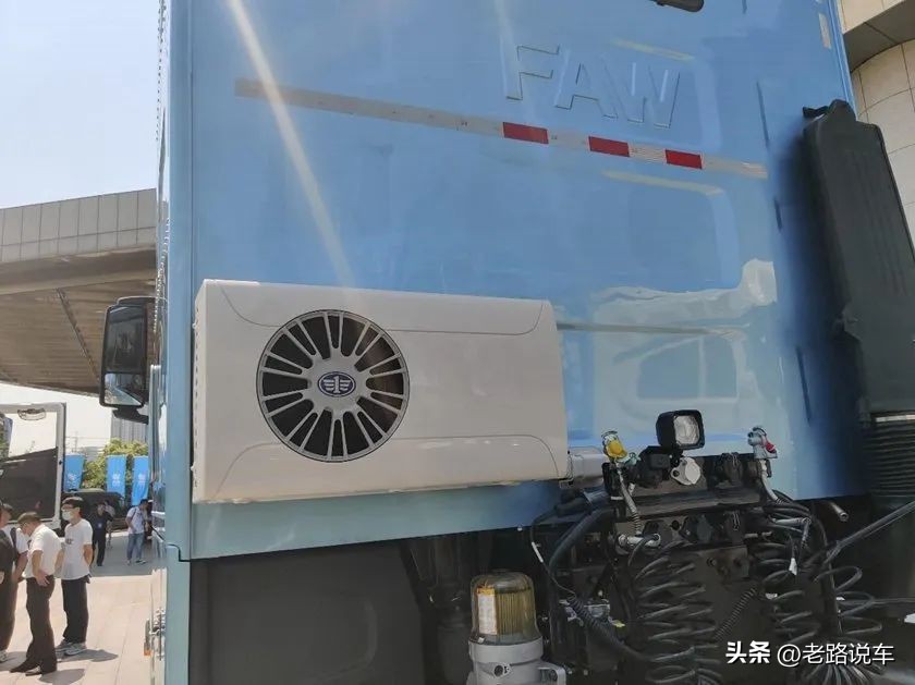 5万鹰途生活舱,解放鹰途生活舱试驾视频