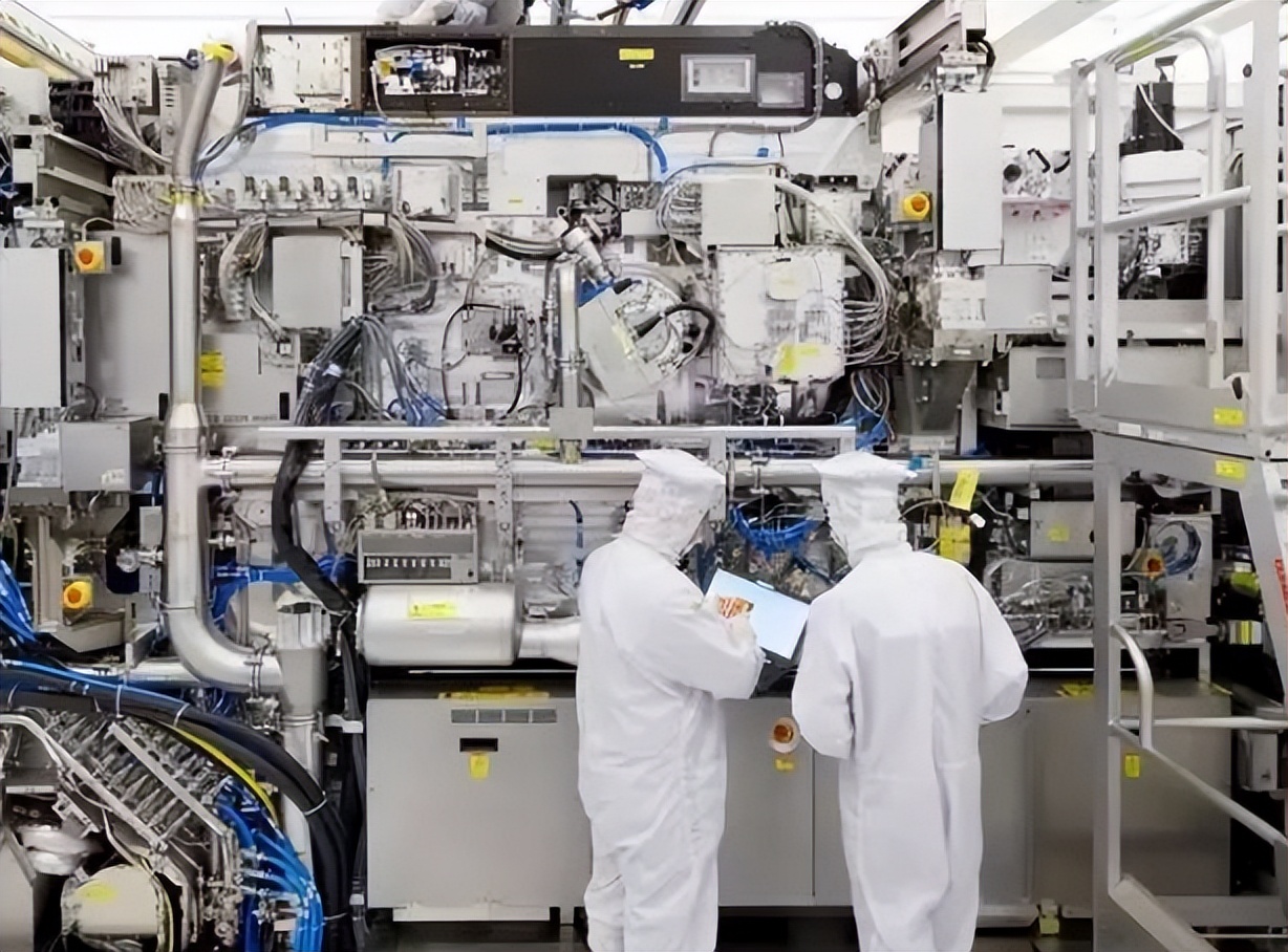 撑不住了！台积电跟随美国被坑惨，高层集体请求大陆帮忙渡过难关