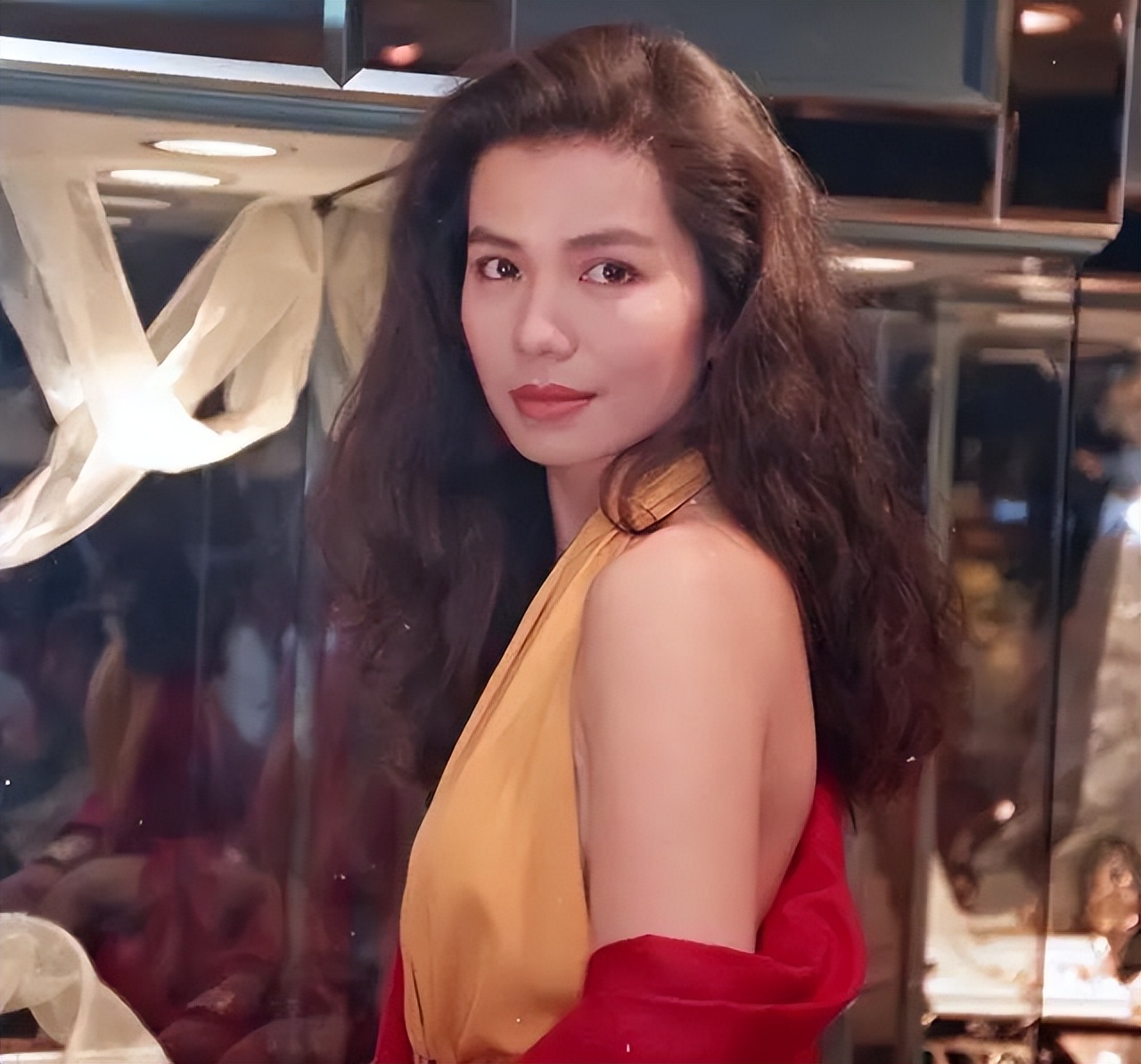 盘点嫁入豪门10大女明星,嫁入豪门女星盘点