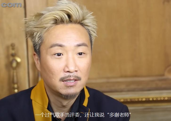 “港圈太子爷”街上收破烂，一天只赚60块！