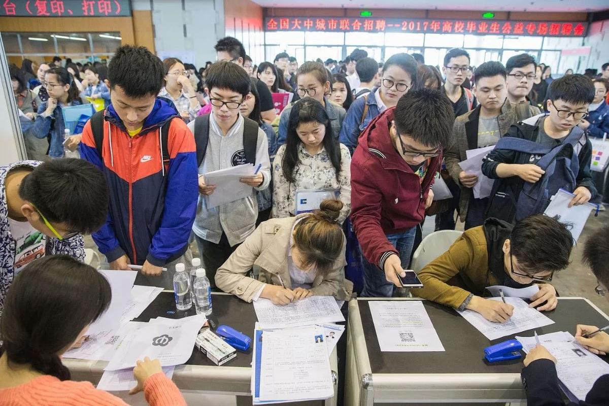 中日抢人,日本人抢中国人