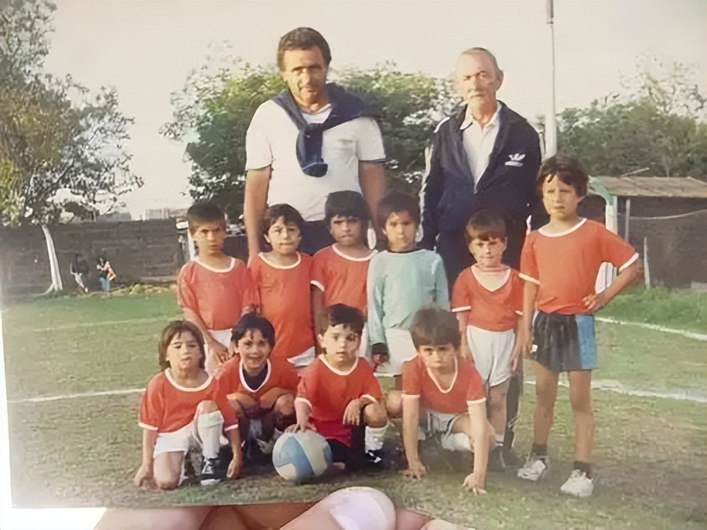 梅西让解说员疯狂,梅西最疯狂的庆祝