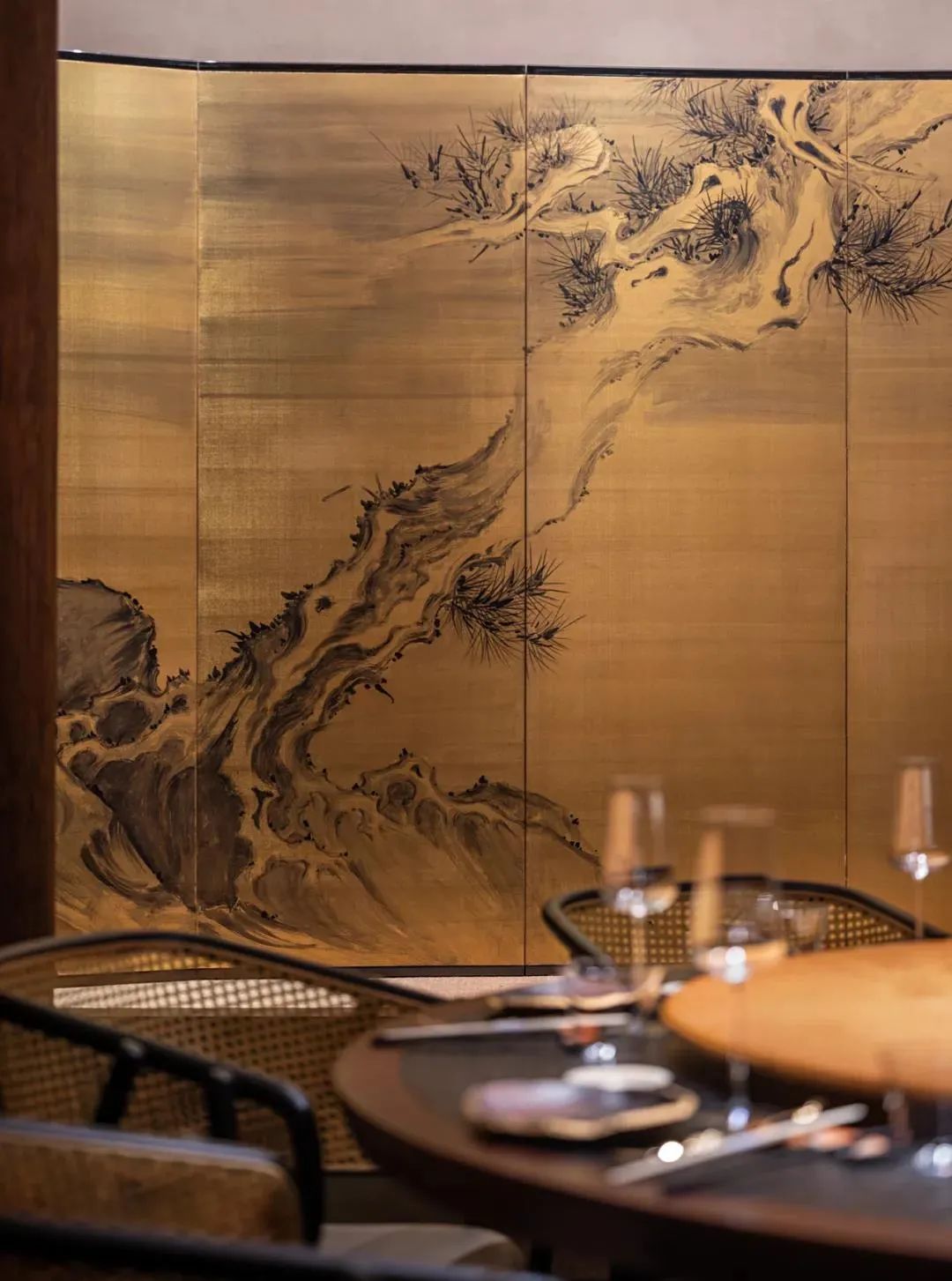 高级感餐饮空间设计,苏式餐饮空间设计