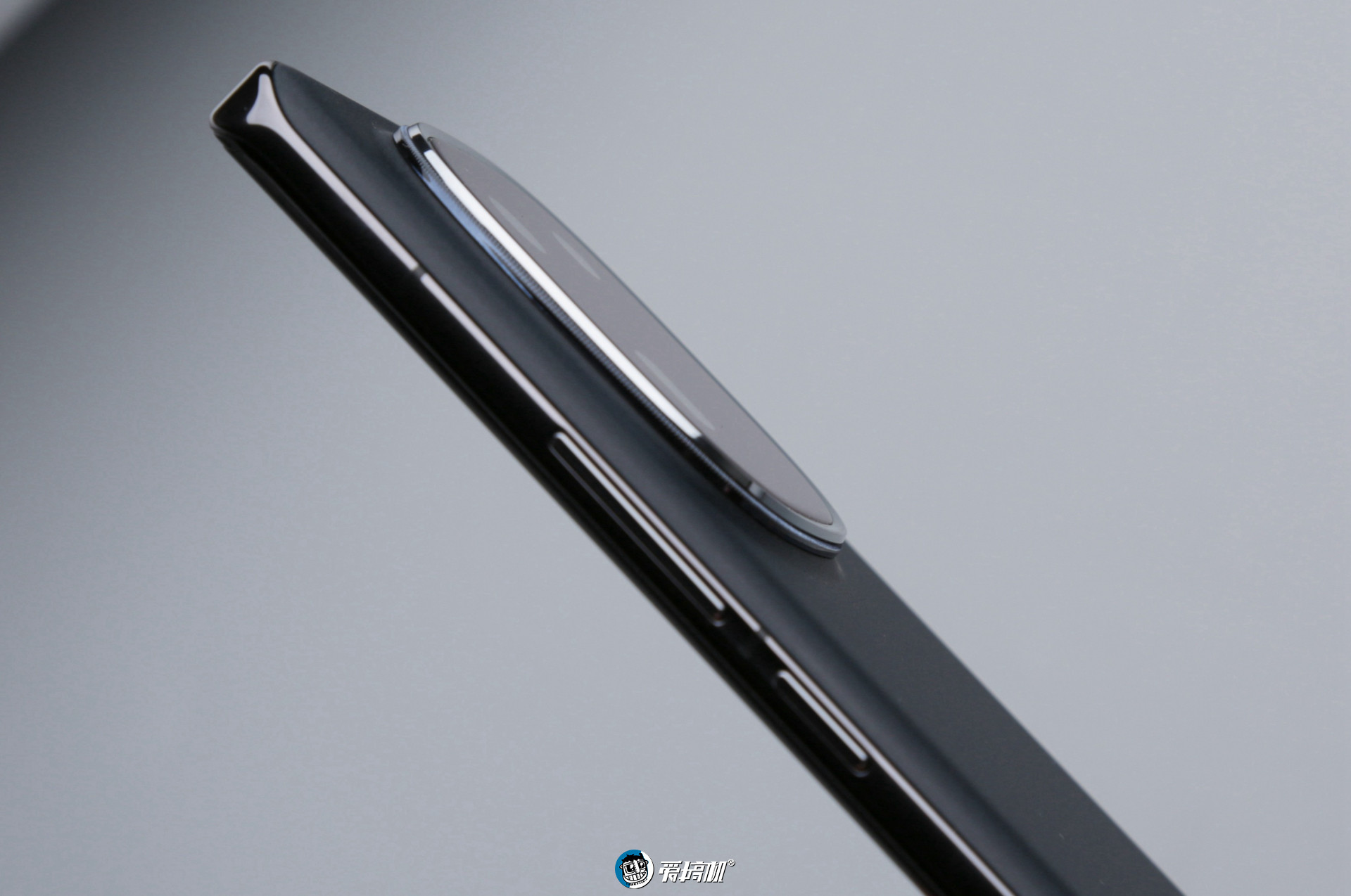 友商iqoo12pro,iqoo12长焦对比iqoo12pro