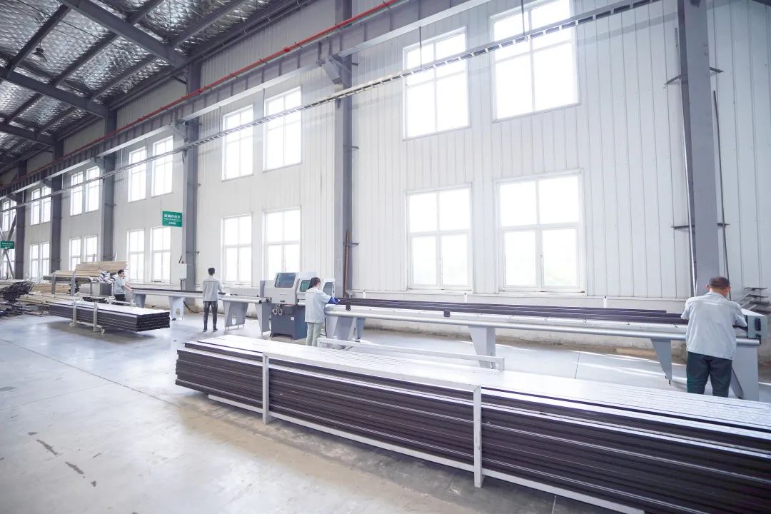 绿色德才|拒绝看不见的污染，德才高科系统窗守护绿色生活