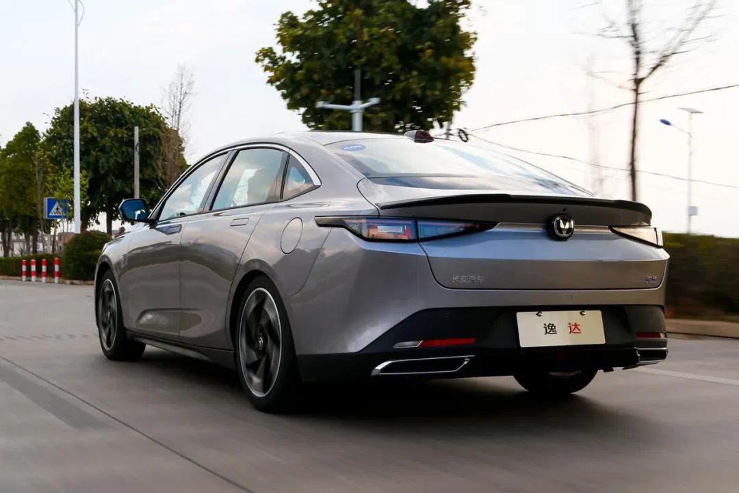 10万级新家轿首选长安逸达,10万级家轿就选长安逸达