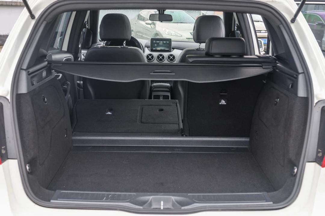 苏州二手奔驰b200,二手奔驰c200l用车感受