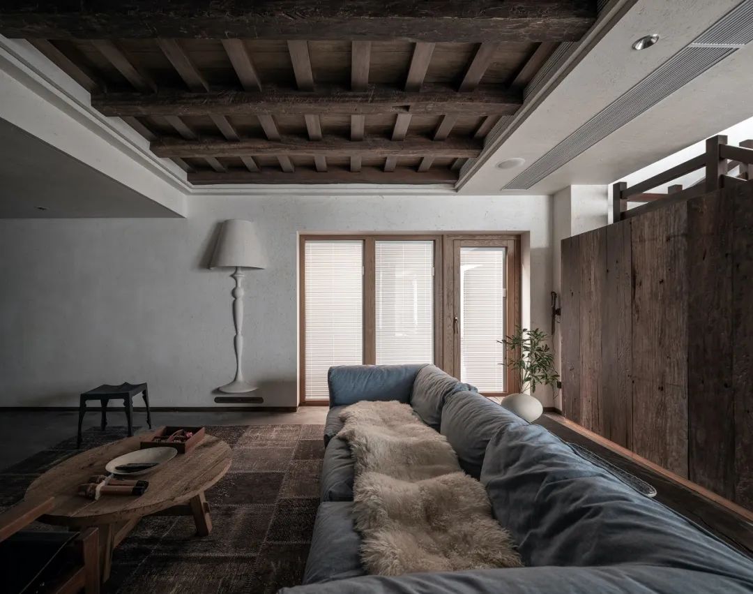 湖北夫妻造房子,湖北夫妻两万造房