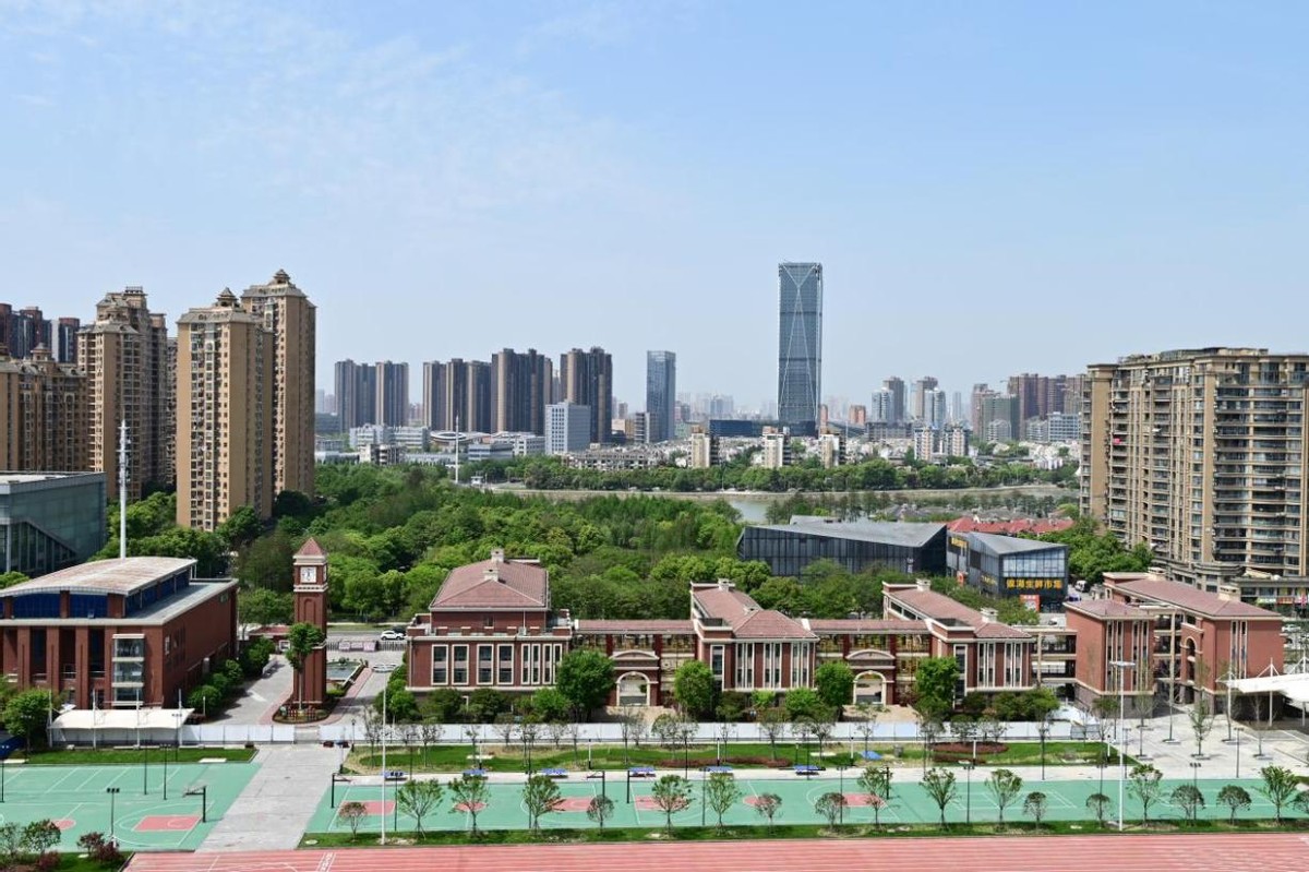 金银湖校区,金银湖恒基旭辉铂悦园著值得买吗