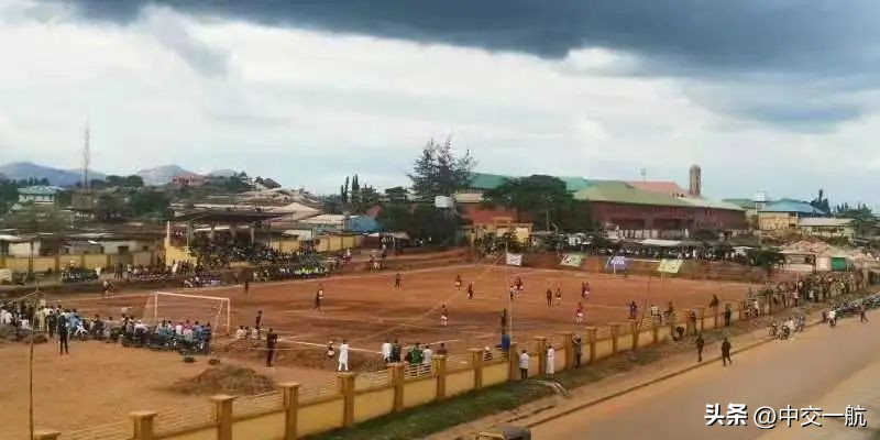 海外街头风景视频,尼日利亚凯菲至马库尔公路