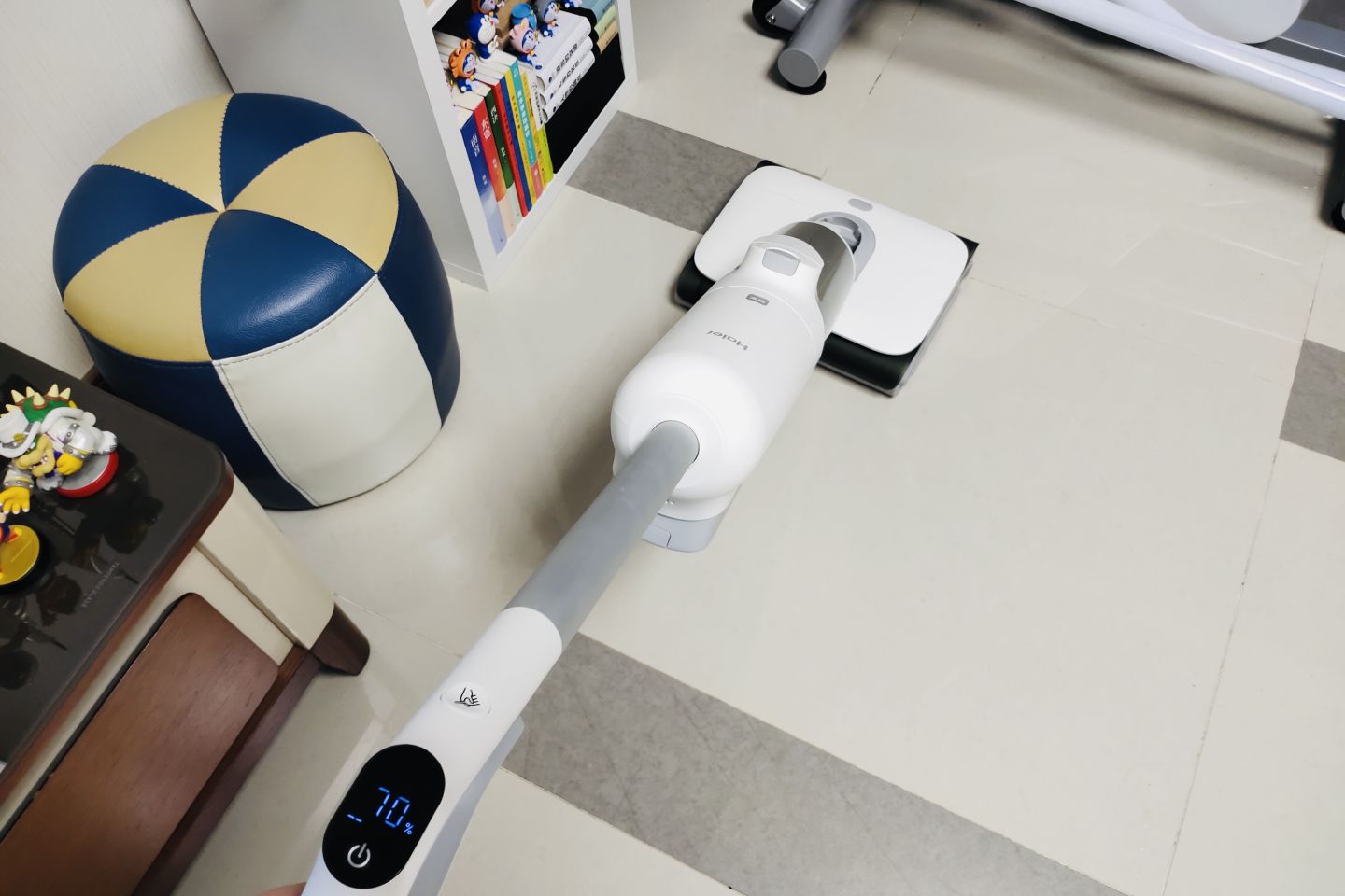 硅胶洗地机和滚刷洗地机,洗地机有必要买吗