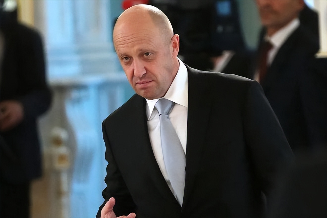 蔡英文抵金门！称赞金门炮战胜利，我军炮兵部队实弹赶赴福建外海