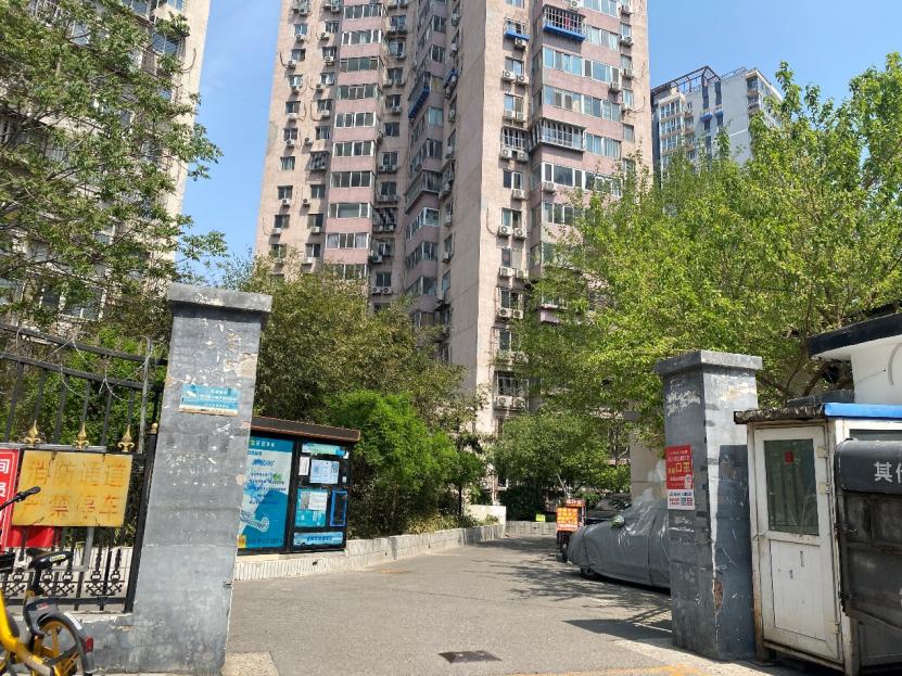 月流通十几套，300万上车南三环两居，这地儿最近有点火