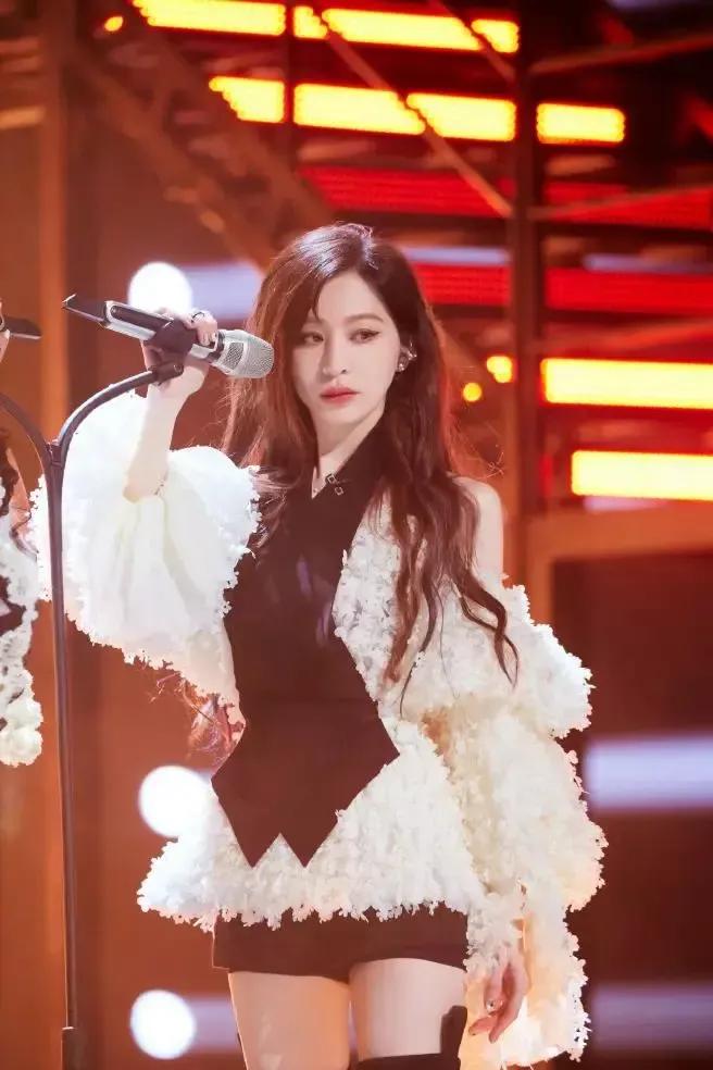 潘玮柏吴建豪被夸舞跳得好,潘玮柏吴建豪麦克