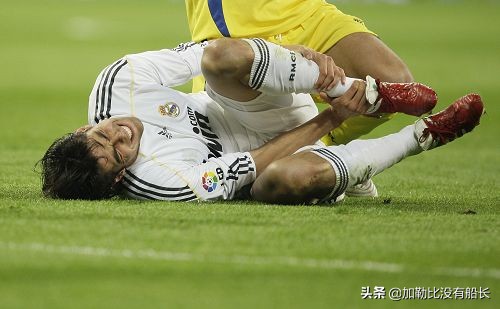 三十而立却选择激流勇退离开皇马的卡卡，还有其他更好的选择吗？