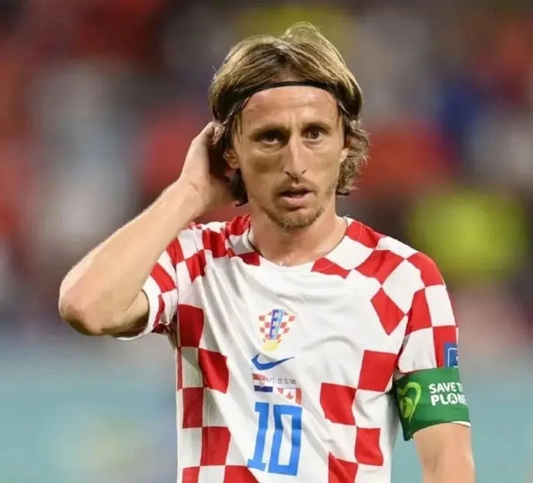 *球赌**和炒股，哪个死得更快？