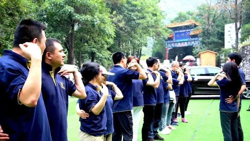 室内游戏100种玩法团建,适合室内的团建游戏