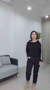 女生说她穿什么都难看,女孩子说她穿得不好看