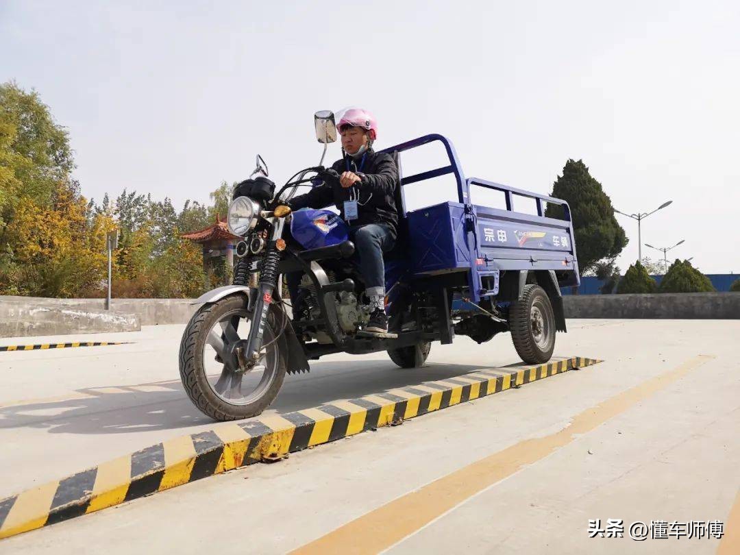 摩托车驾照报名了在哪里可以查看,驻马店市摩托车驾校怎样预约报名