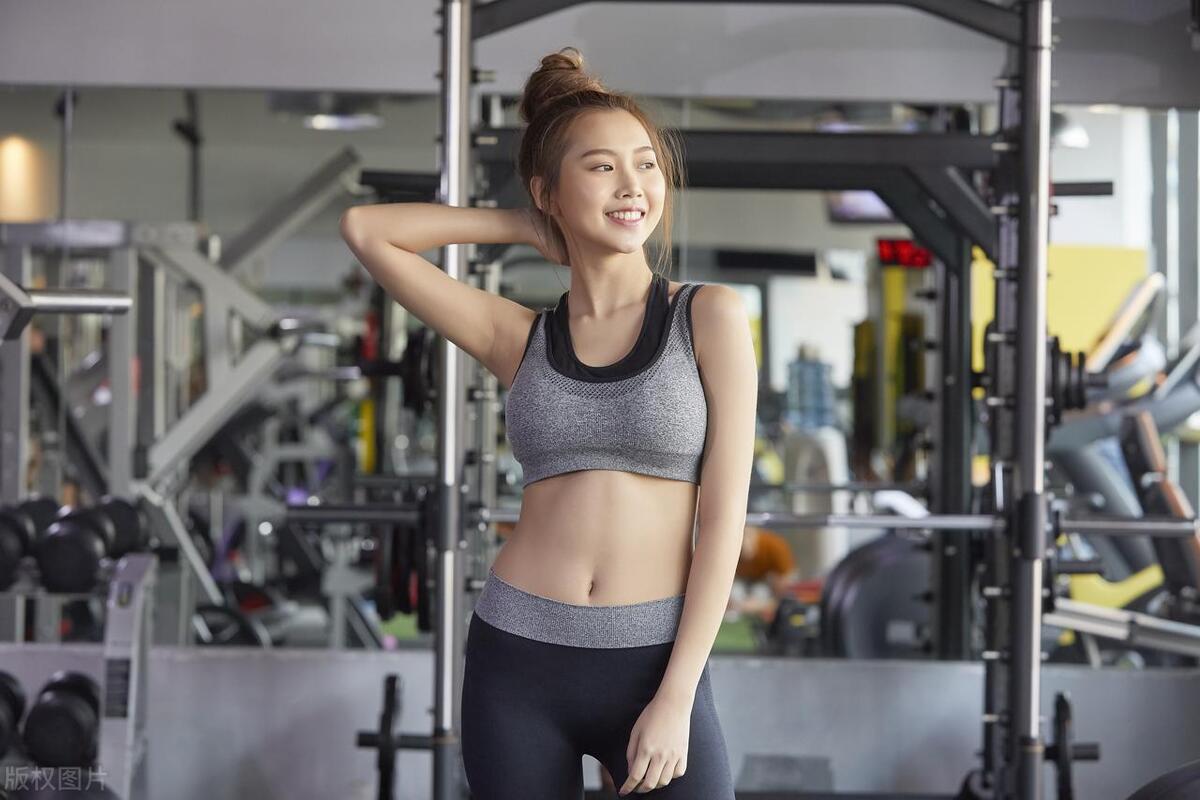 夫妻亲密时，女生下身总发出“噗噗”的放屁声？或是4种原因造成