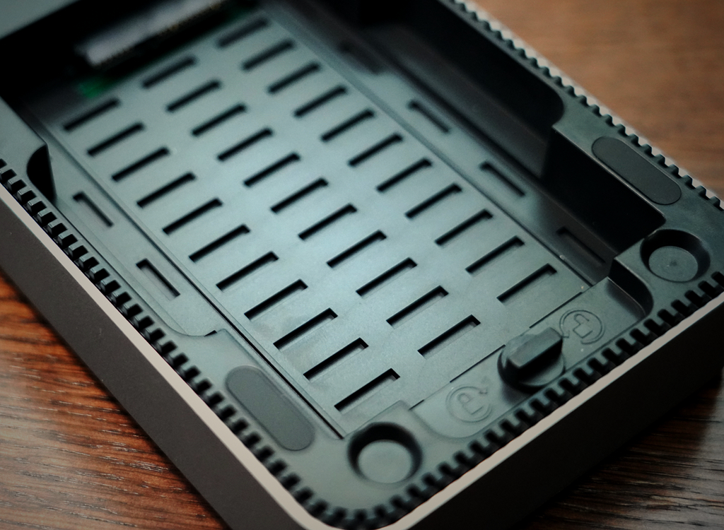 奥睿科硬盘柜能否实现私有云,硬盘盒跟私有云有什么区别