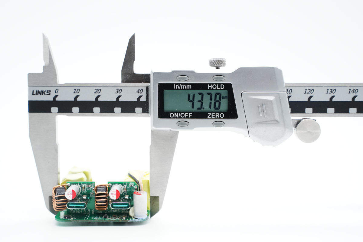 aohi奥海30w氮化镓充电器拆解,倍思氮化镓三代65w充电器拆解视频