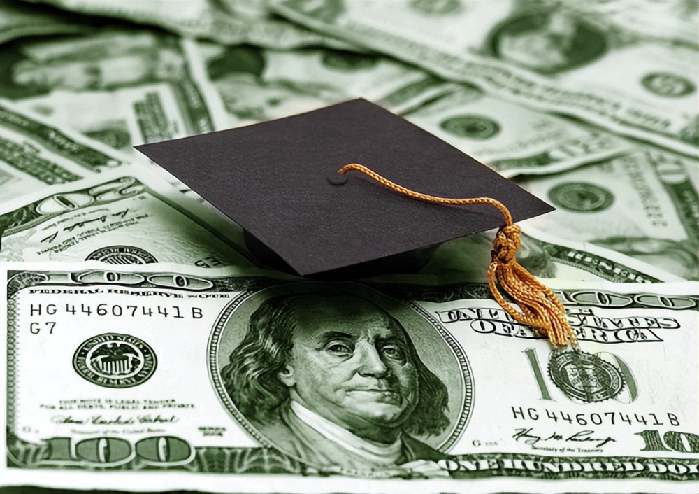 海外院校留学申请费用,国外一流大学哪个留学费用便宜