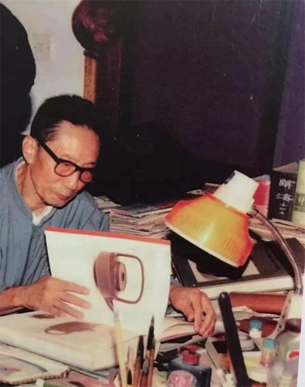 一个月批量做了110把壶，一把拍出460W，它凭什么有如此高价