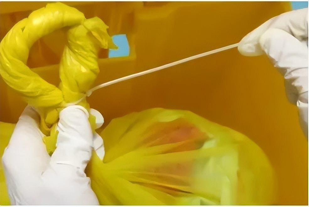 感冒病毒在牙刷上存活多久,阳过之后衣服上有病毒存活吗