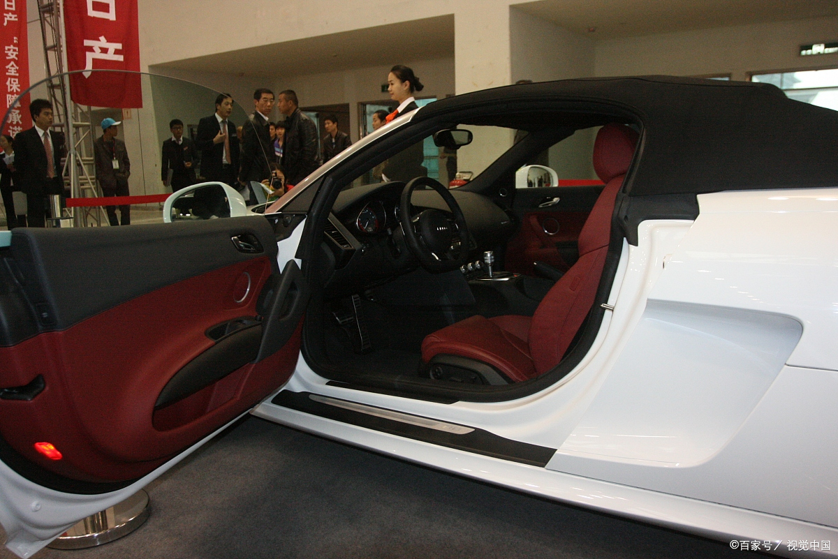 新车除味除甲醛的最快方法,除甲醛新车放热水好还是放冷水好