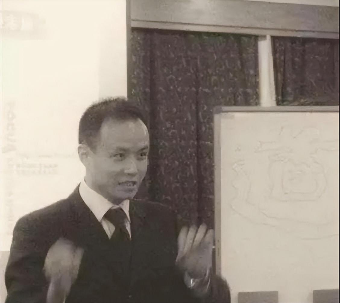 乐嘉到底是错还是对,乐嘉最艰难的时候