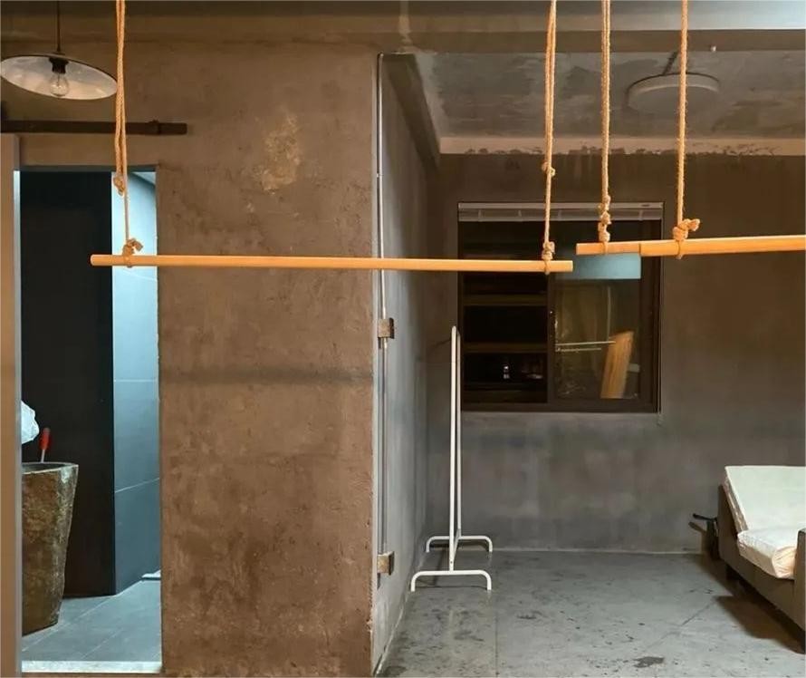 基装只花5000，小伙住进工业风新房，网友：这钱真花刀刃上了