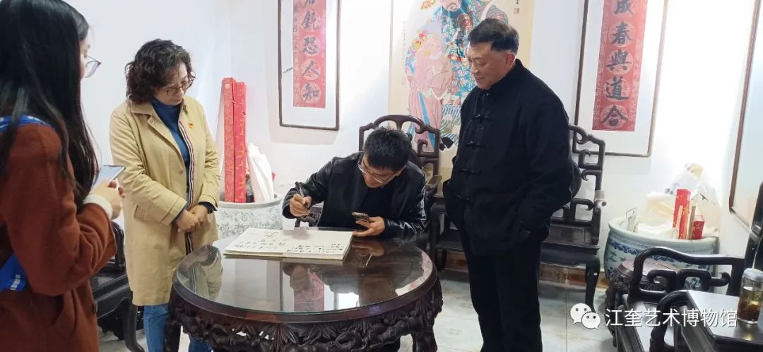 西南交大图书馆“探寻文明足迹，增强文化自信”走进江博