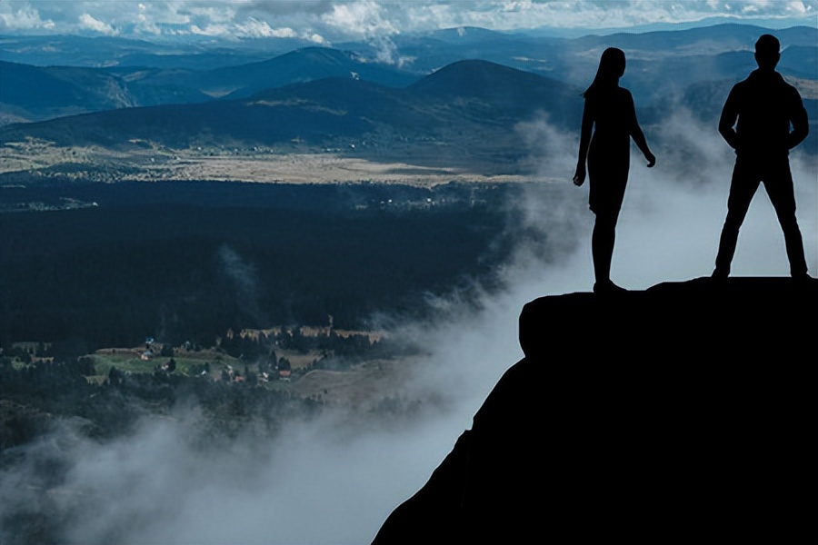 努力赚钱吧经济到位了,努力赚钱吧赚钱才是你的底气