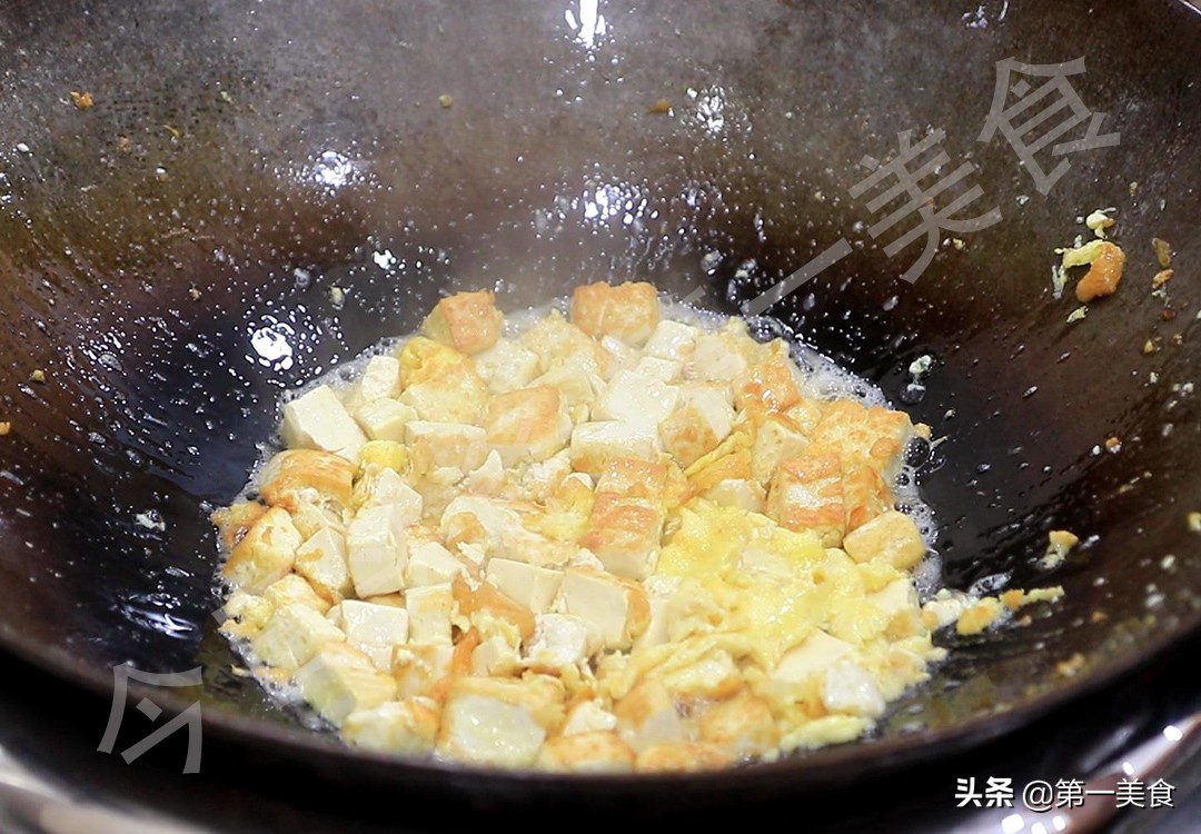 豆腐的传统做法石磨豆腐,腊月二十五做豆腐图片