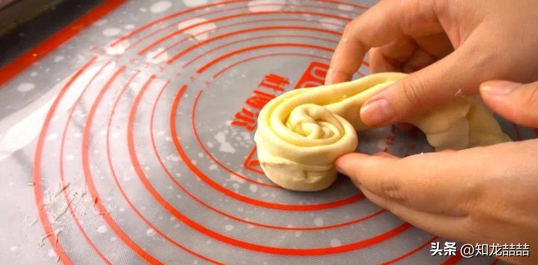 做电饭锅面包完整教程,做面包电饭锅视频教程