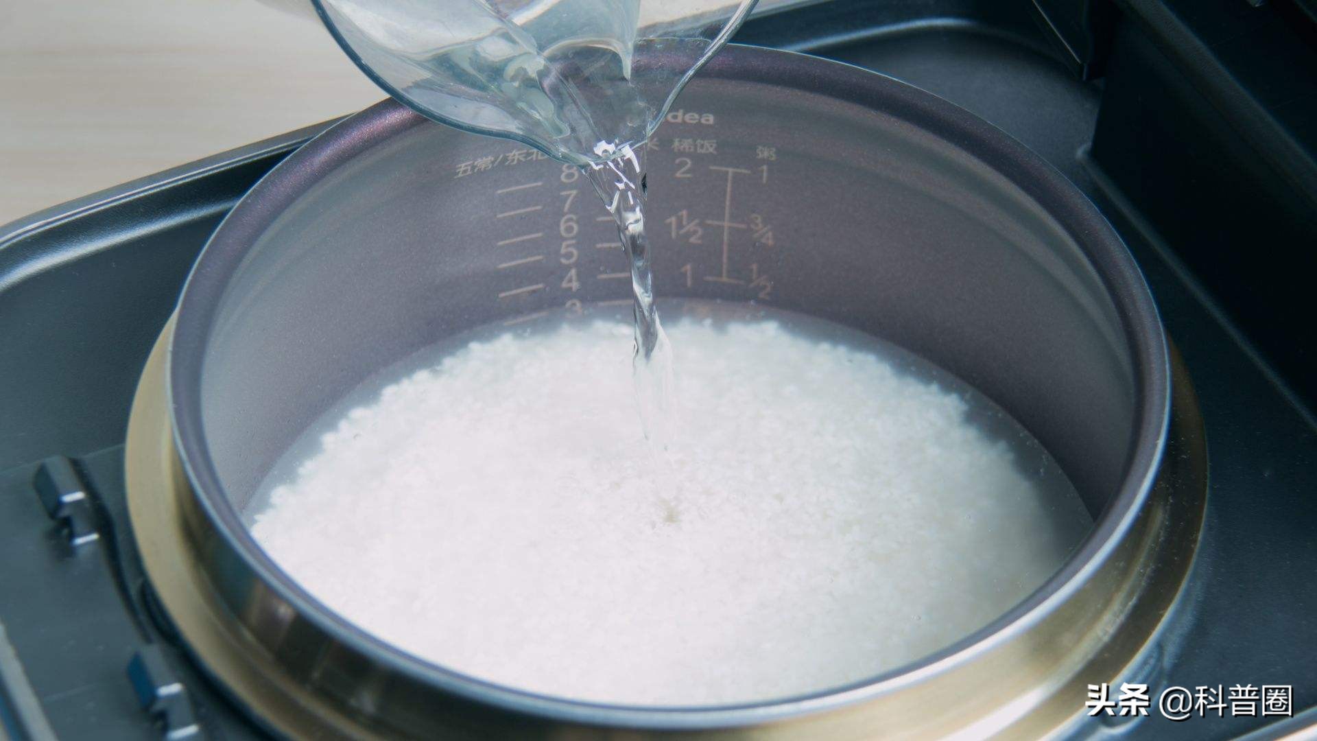 用生水煮饭有毒吗,长期用生水煮饭有危害吗