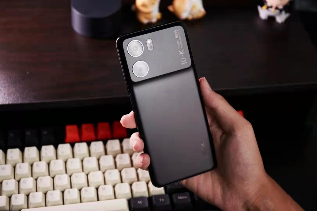 这三款手机才是公认的高配低价,最新的三款性价比高的手机