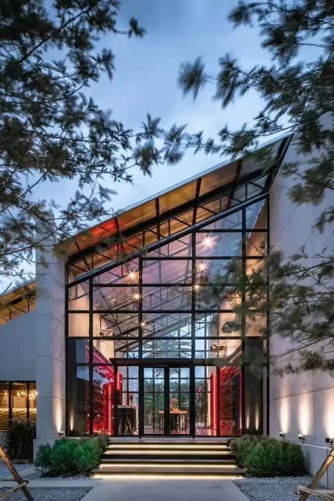 为什么窗都关了还是很冷,为什么冬天关上门窗还感觉冷