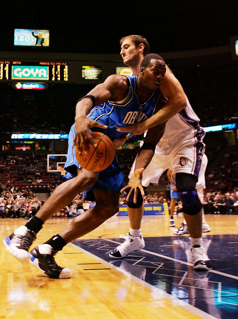 德怀特霍华德奥兰多,阿迪达斯霍华德历代篮球鞋图片