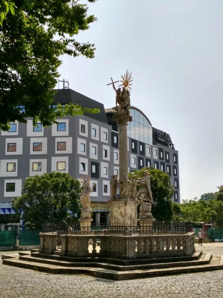 欧洲古城堡探秘,带你看世界走进巴尔干