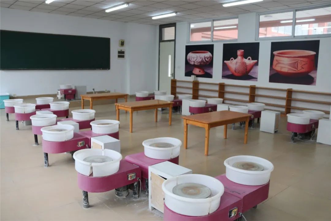 铁打的新津为明，裸分的清华北大，温情的教育情怀