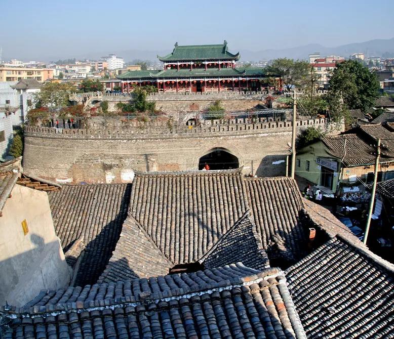 生活在大理的外地人,生活在拉萨的外地人