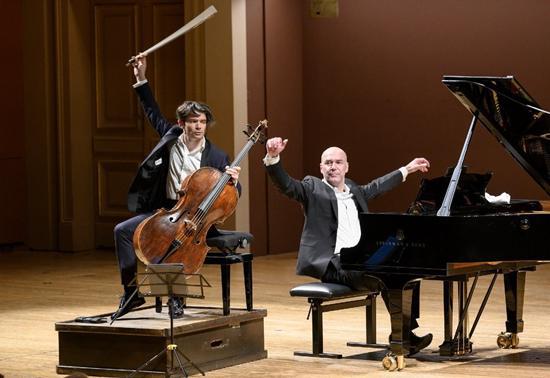 舒曼的梦幻曲弹奏重点,舒曼的浪漫钢琴曲