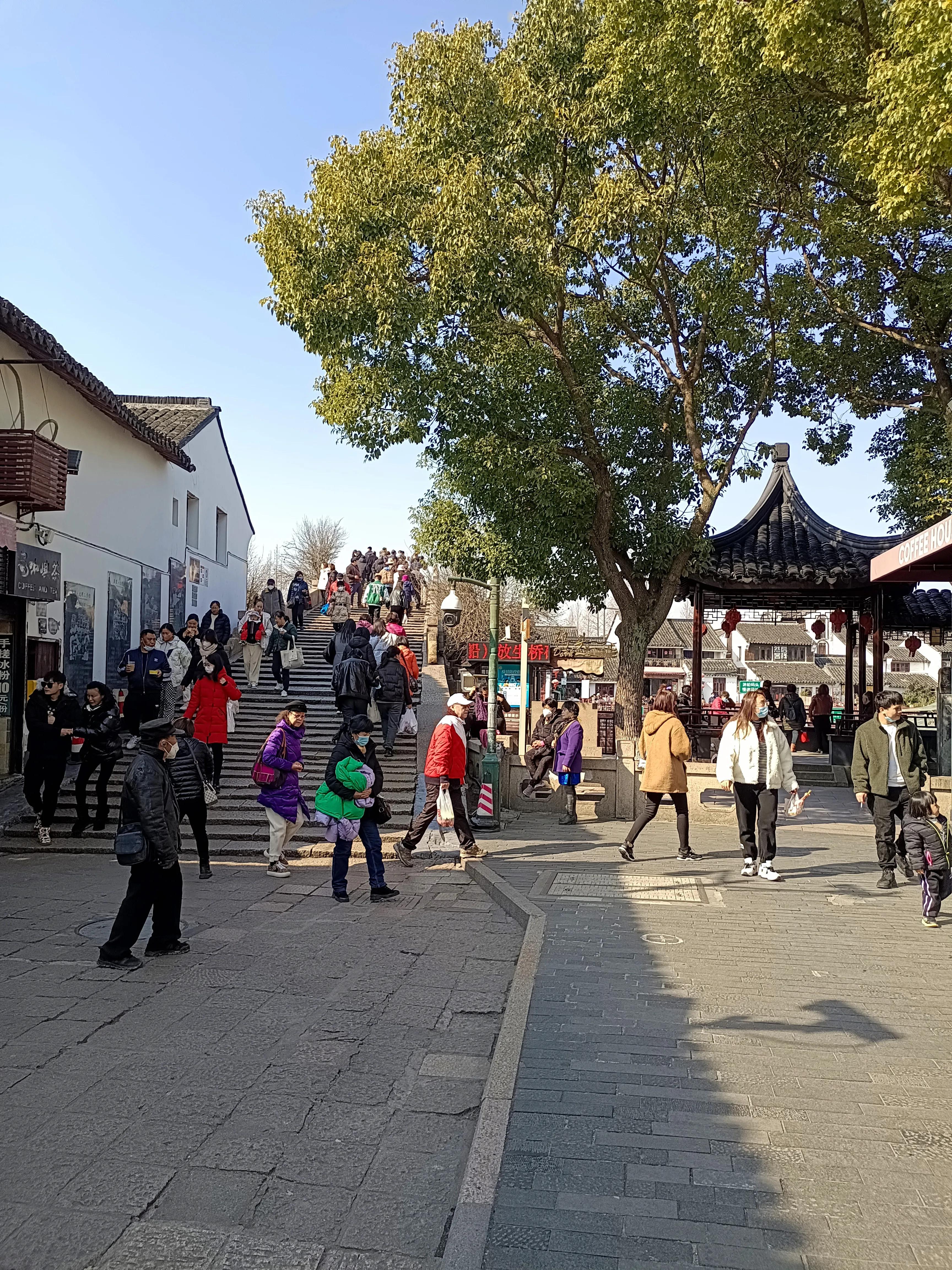 上海朱家角古镇，适合全家来的休闲小镇