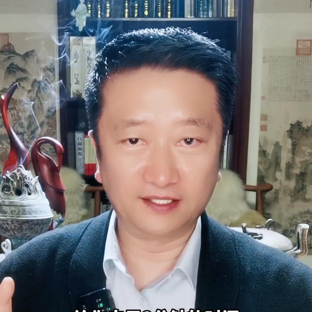 月入过万的商业思维,年入千万的战略思维